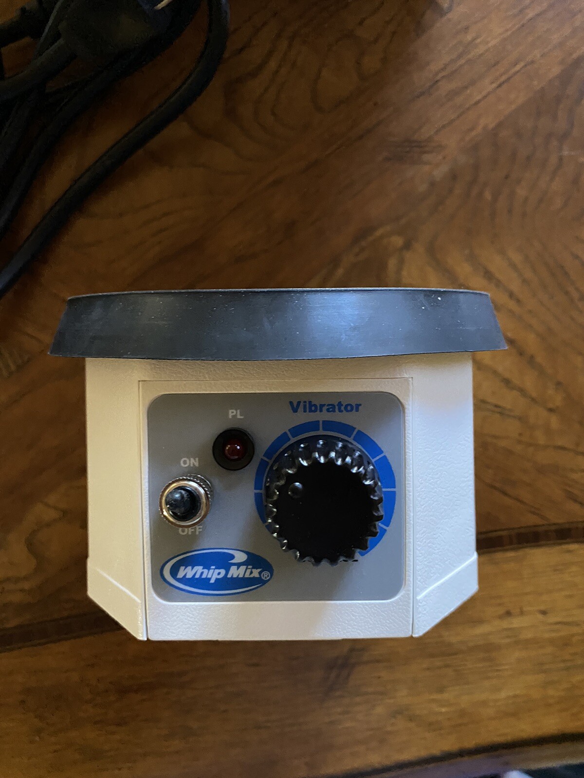 Whipmix General Purpose Vibrator