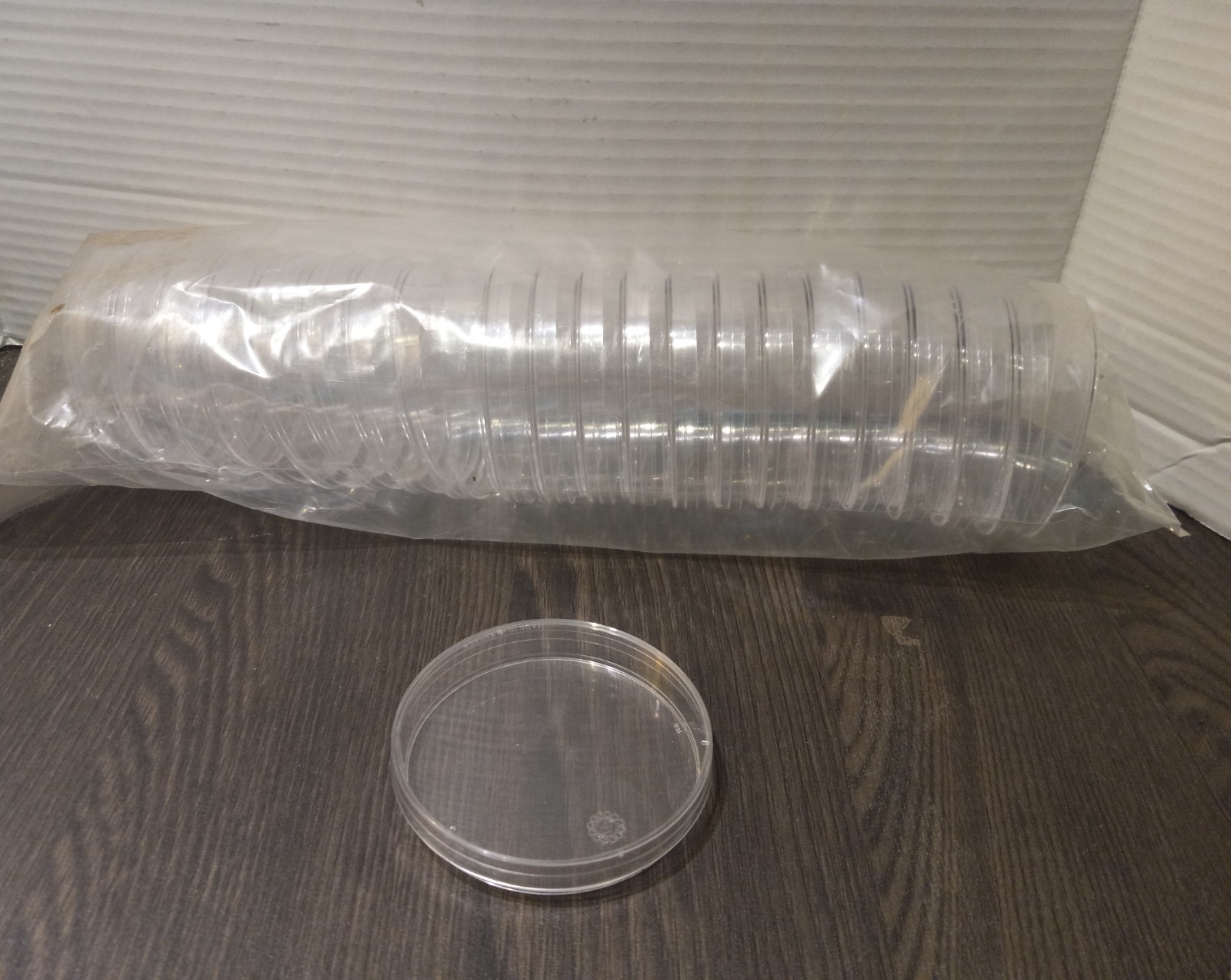 20 Fisher Scientific Petri Dishes With Lids Sterilized Disposable Plastic 95x15m