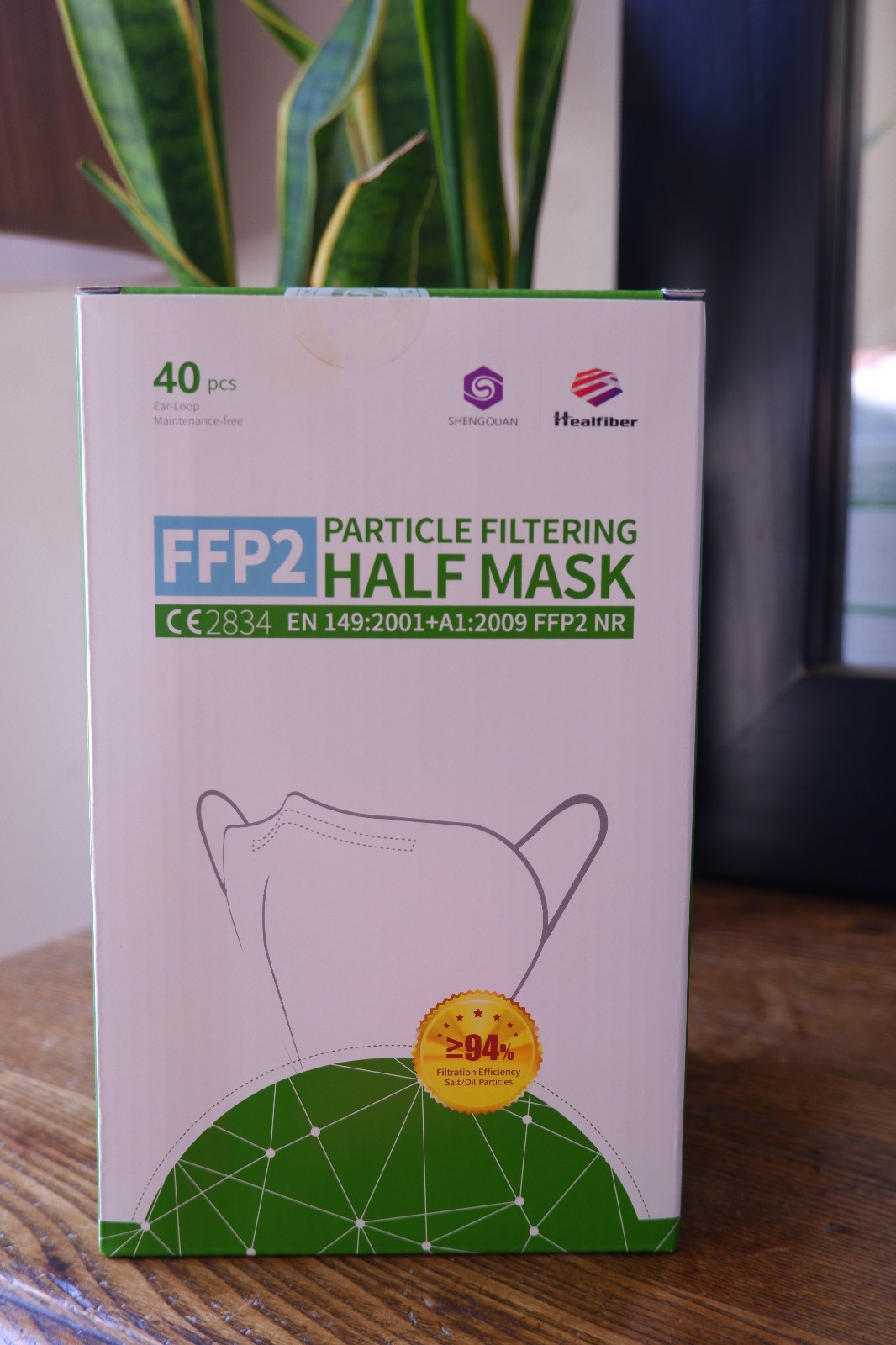 BOX of 640 Disposable Particle Filtering Half Face Masks FFP2 NR CE Certified.