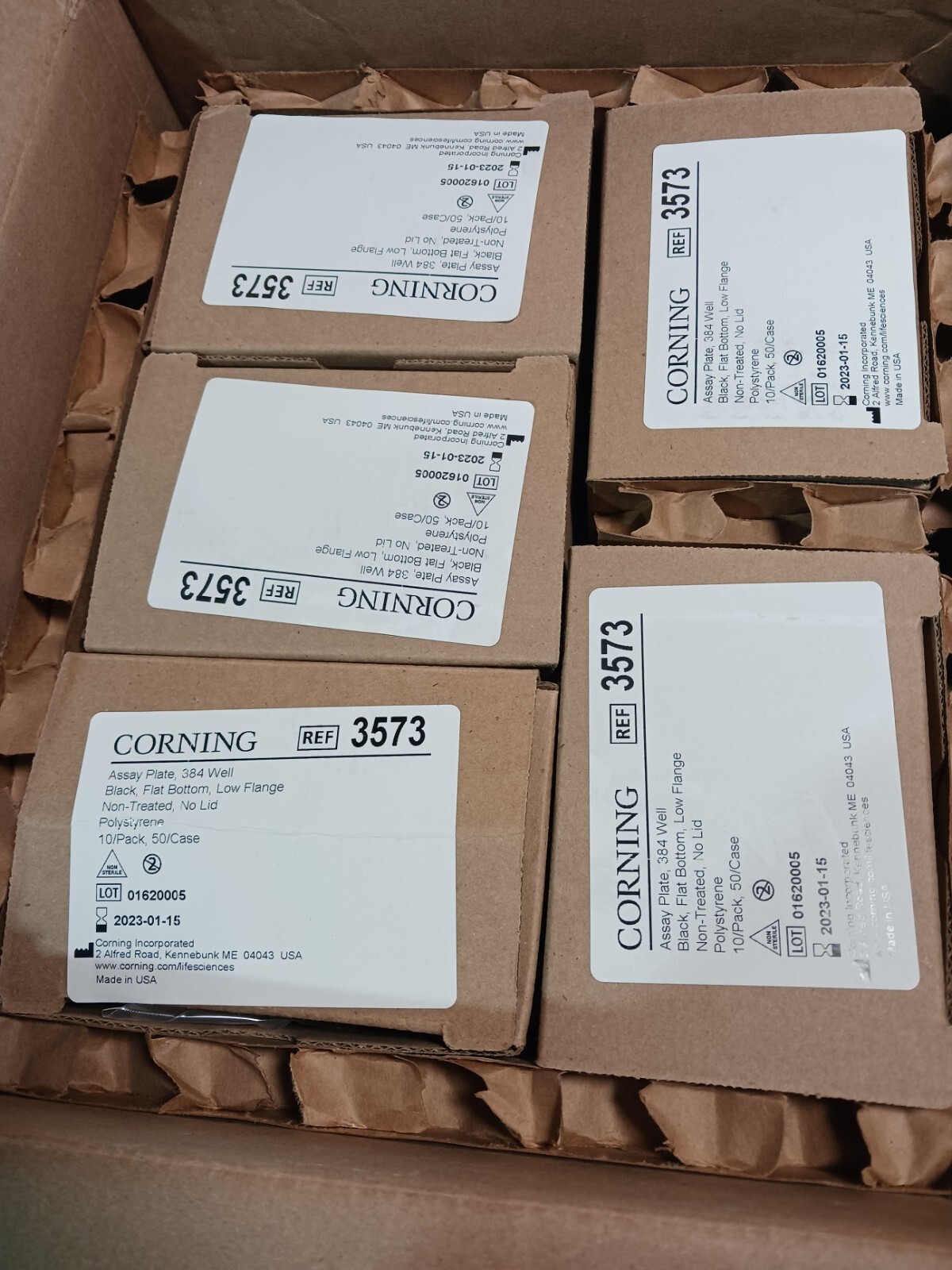 Corning 3573 384 Well Black Flat Bottom Polystyrene Assay Plate / Case Of 50