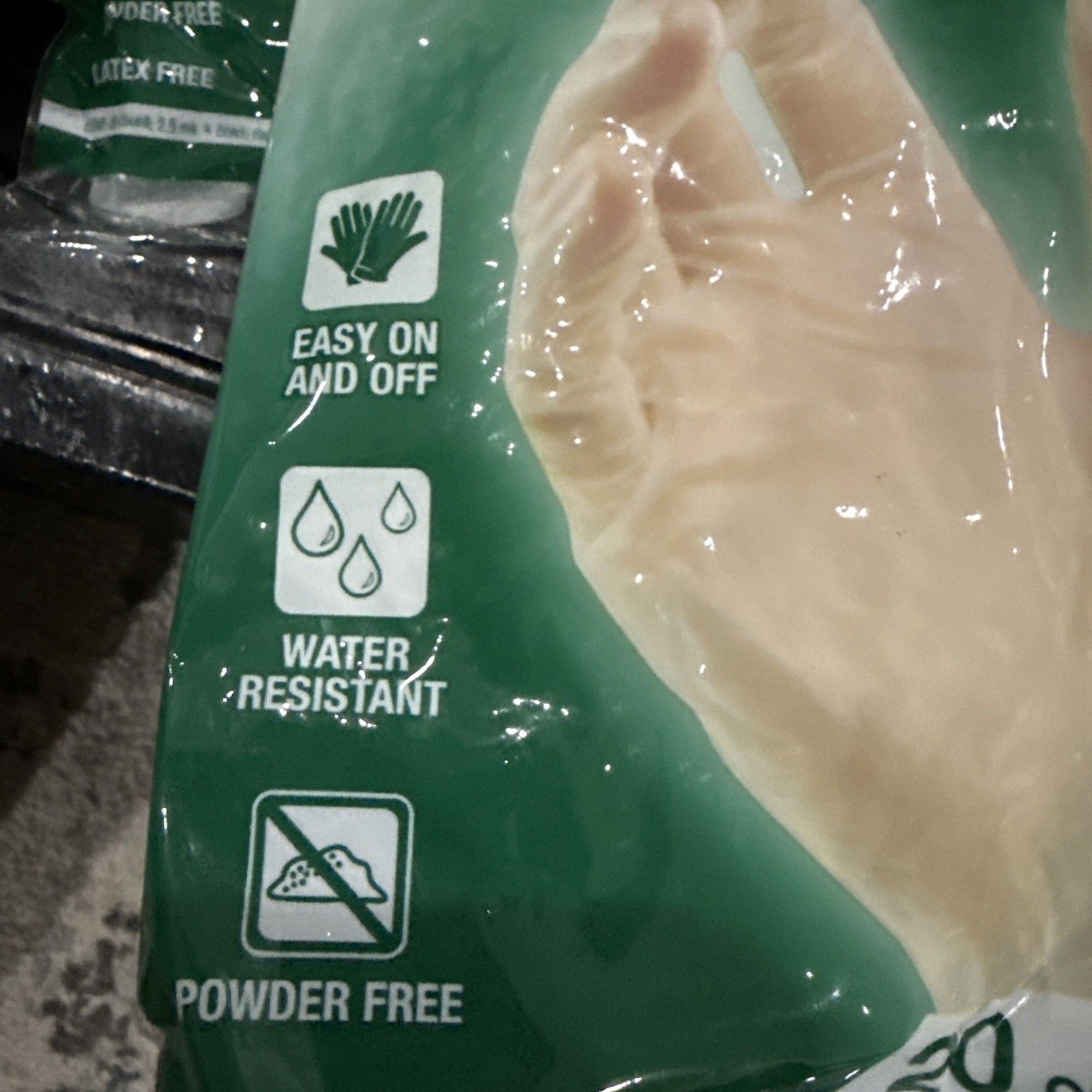 17X20ct HDX Clear 2.5 mil One Size Fits Most Disposable Latex Free Vinyl Gloves