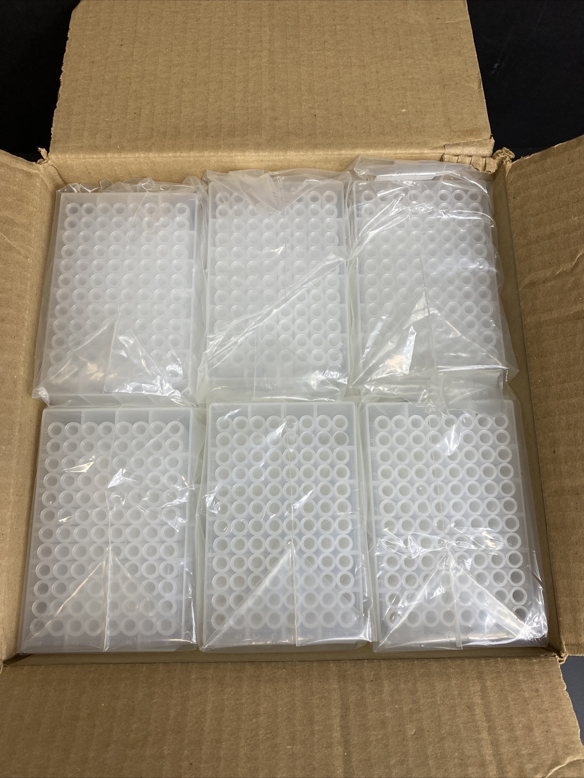 Analytical Sales Collection Microplate with Removable Wells 600 ul 24 Plates