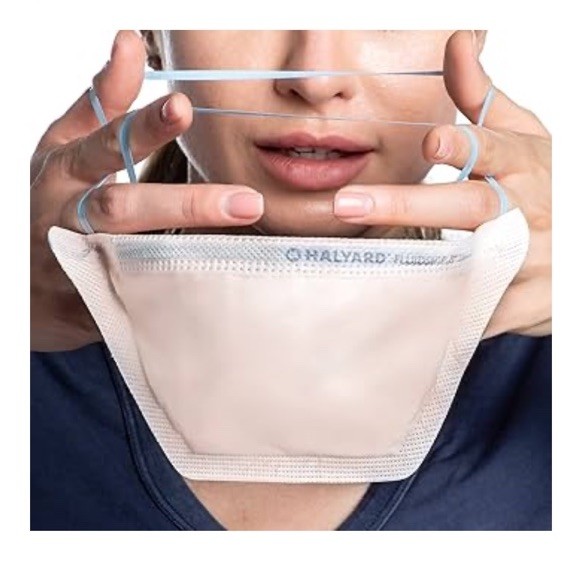 HALYARD FLUIDSHIELD N95 Respirators, ASTM Level 3 Mask 46727 (Case of 210)