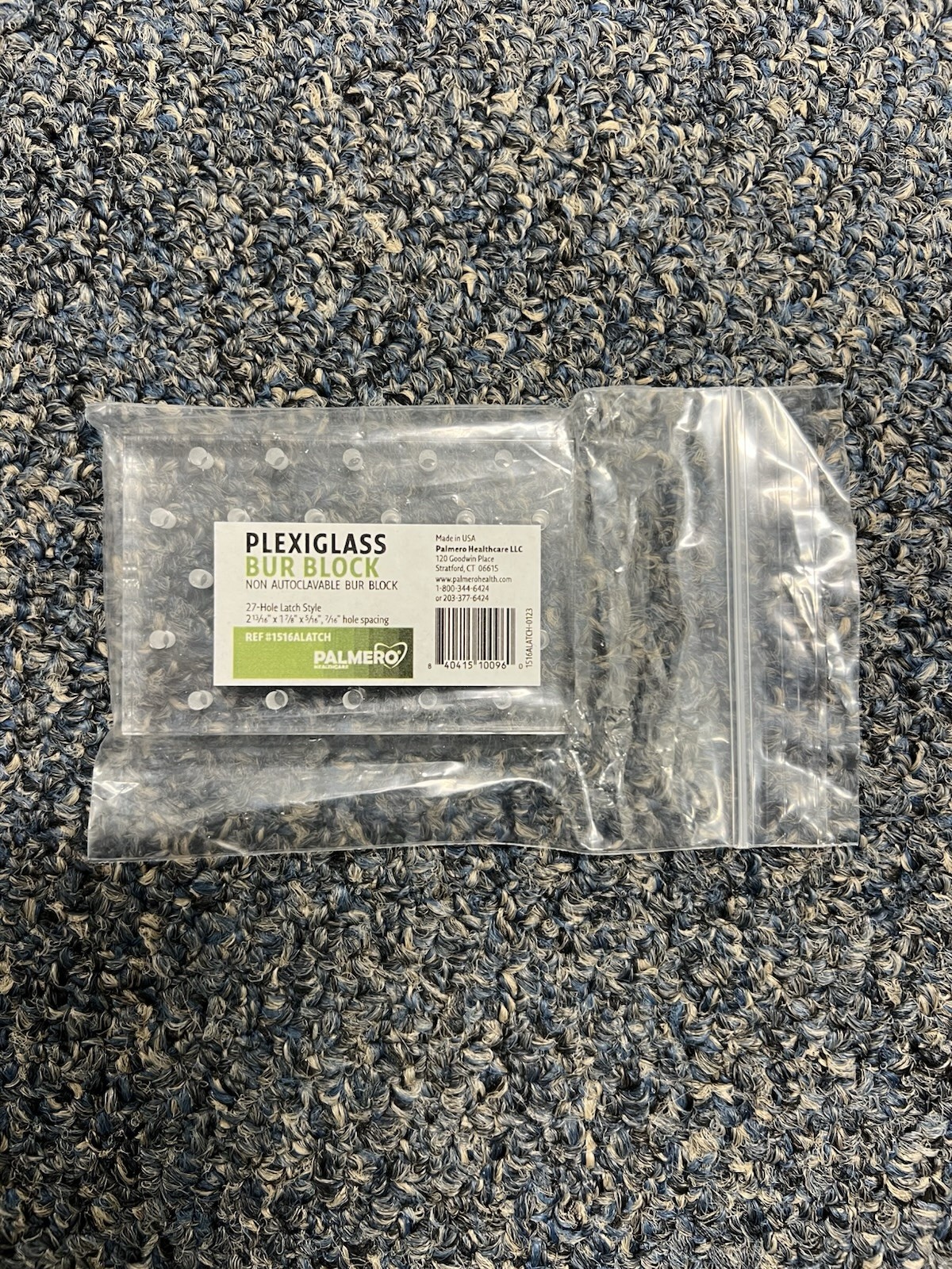Palmero 27-Hole 1516ALATCH-0123 Bur Block Clear Plexiglass