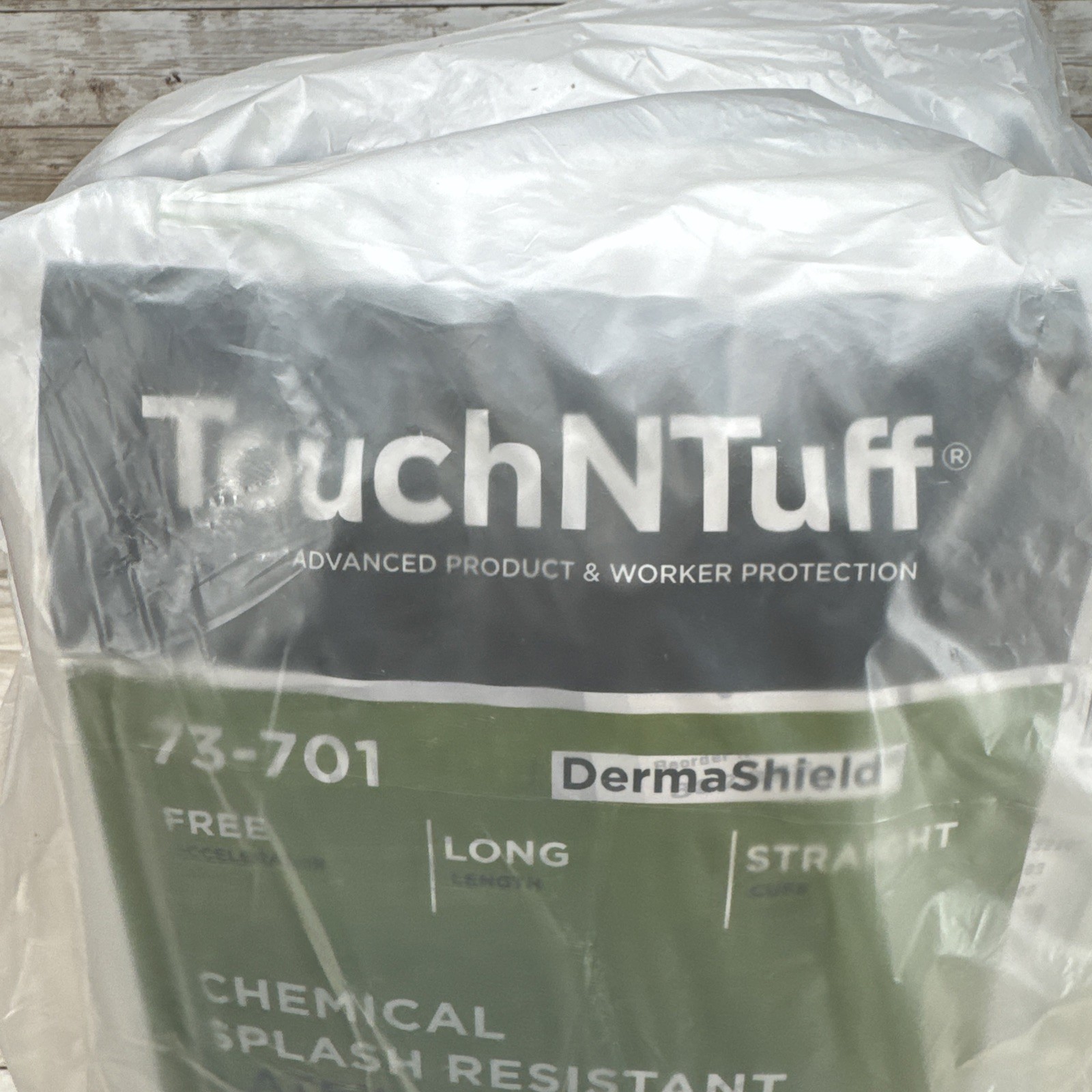 TouchNTuff Cleanroom Gloves DermaShield ANSELL 73-701 Size 8.5 Box 200 Exp: 2/26
