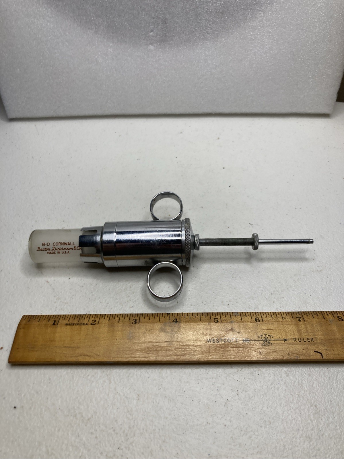 B-D Cornwall Syringe Pipetting Holder. -M