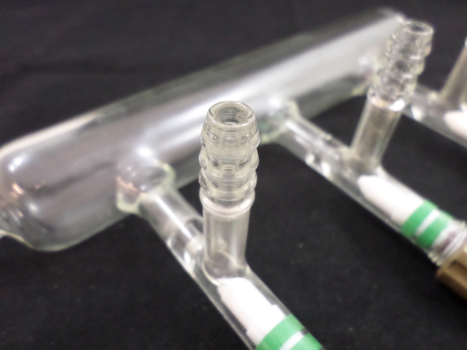 Chemglass Glass 240mm 3-port Single Bank Vacuum Manifold AIRFREE CG-4434-01