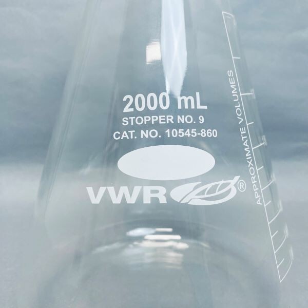VWR Borosilicate Glass Filter Flask 2 L Graduated Heavy Wall