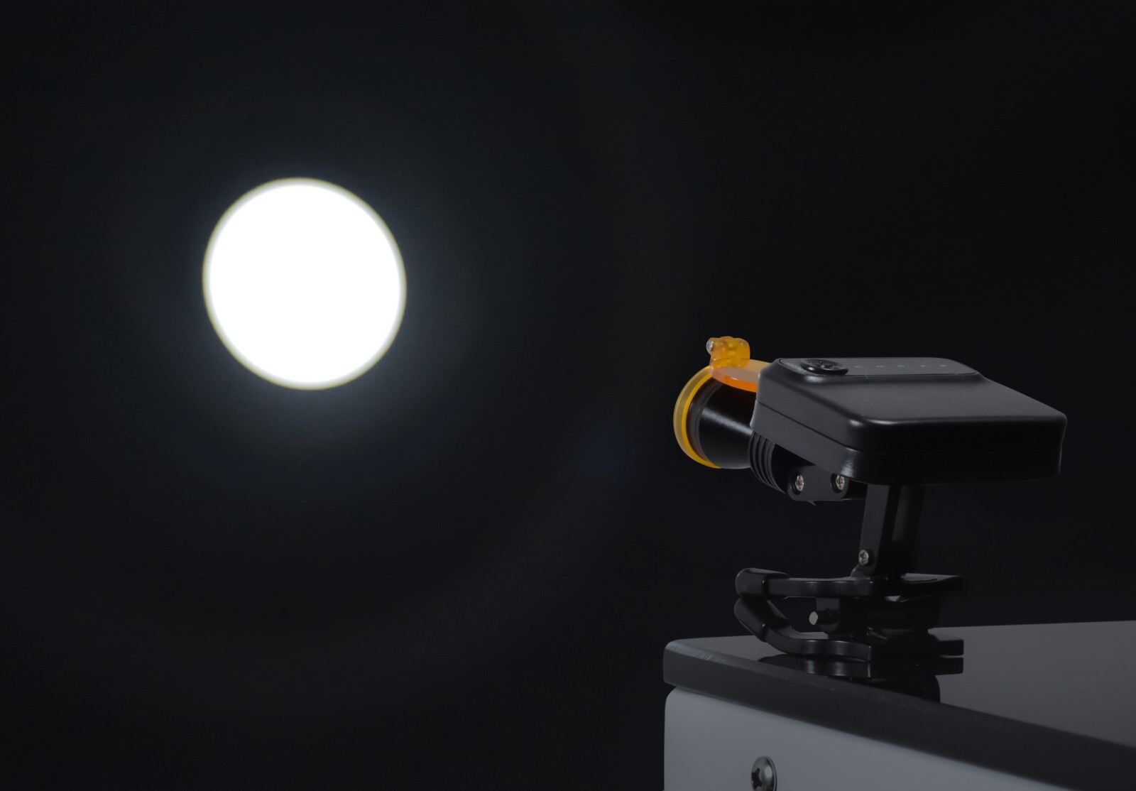 Wireless Portable Dental 5W LED Headlight with Optical Filter ＆ 2 Batteries US