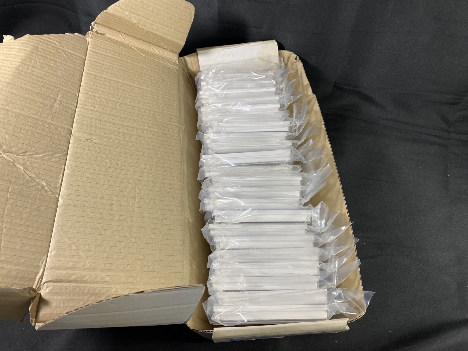 LONZA 96-Well Clear Bottomed White Walled TC Microplates LT27-102 (22/pk)