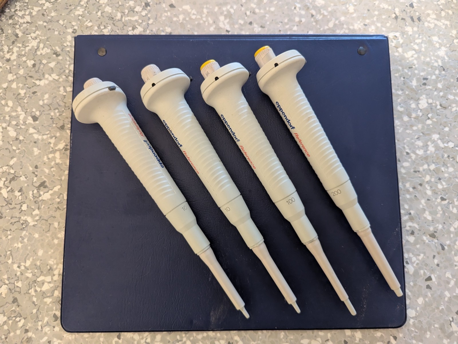 eppendorf pipettes, 200ul, 100ul and 2x 1 ul (4 total)
