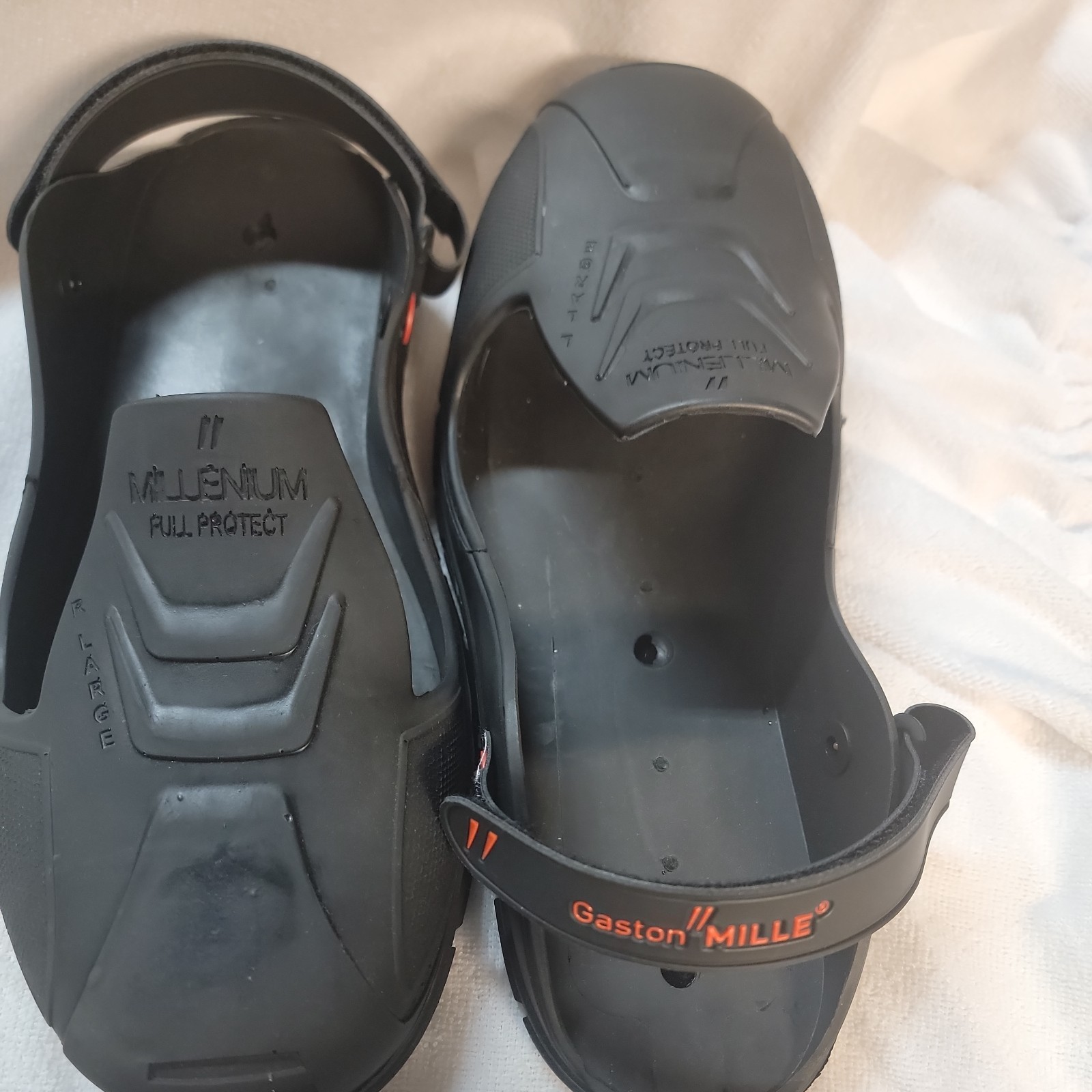 Gaston Millie MFPUL-L Black Slip On Steel Overshoe, Large (fits shoes 10.5-13)