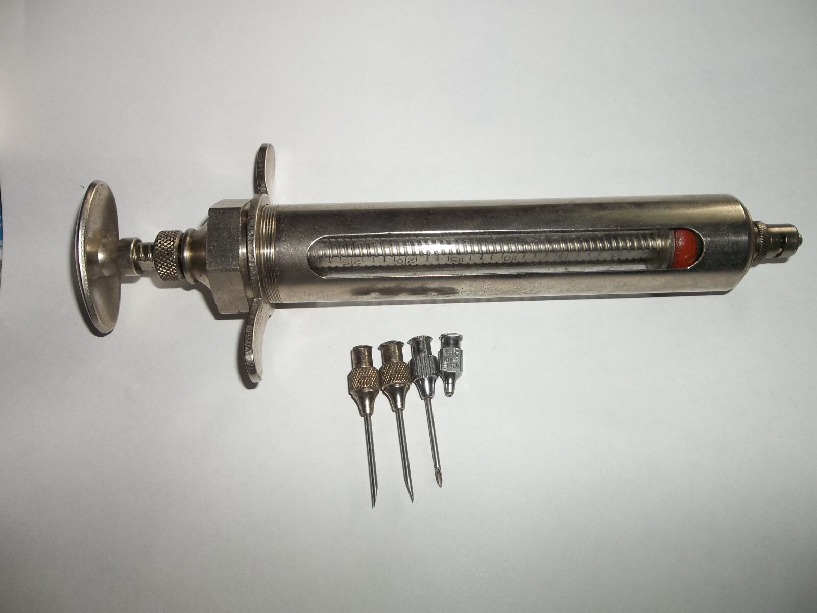 SYRINGE FOR LARGE ANIMALS