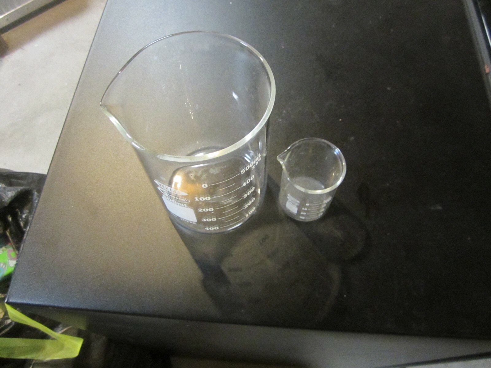 Beaker 600mL Vee Gee Classco Lab Science Medical Glass and 50 ml