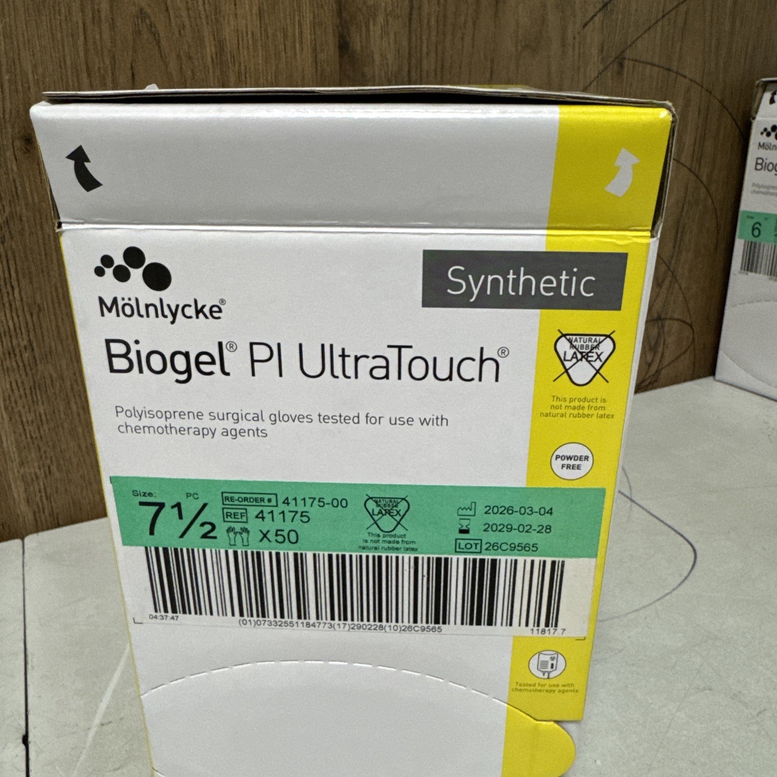 Molnlycke Biogel PI UltraTouch Synthetic Surgical Gloves Size 7.5 Powder Free