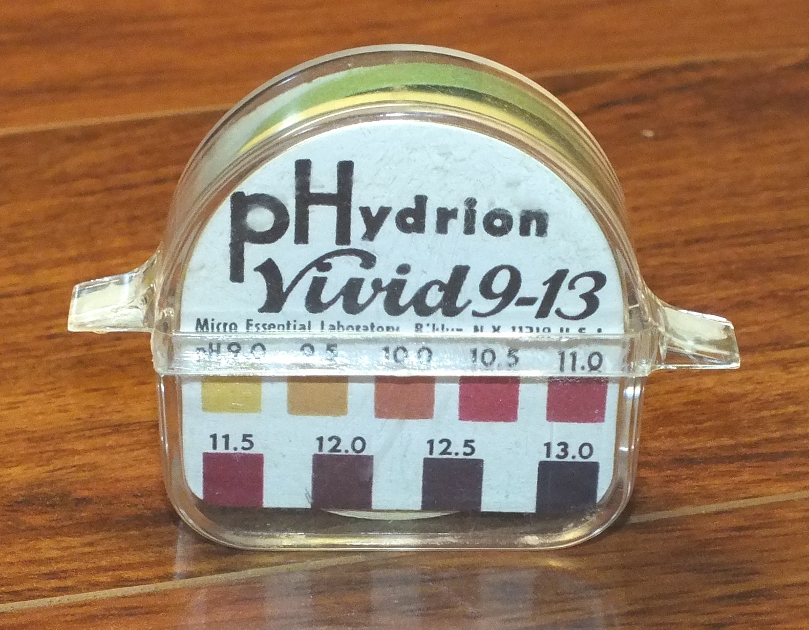 Micro Essential Laboratory PHydrion Vivid 163 (PH 0-13) Paper Tape Dispenser!