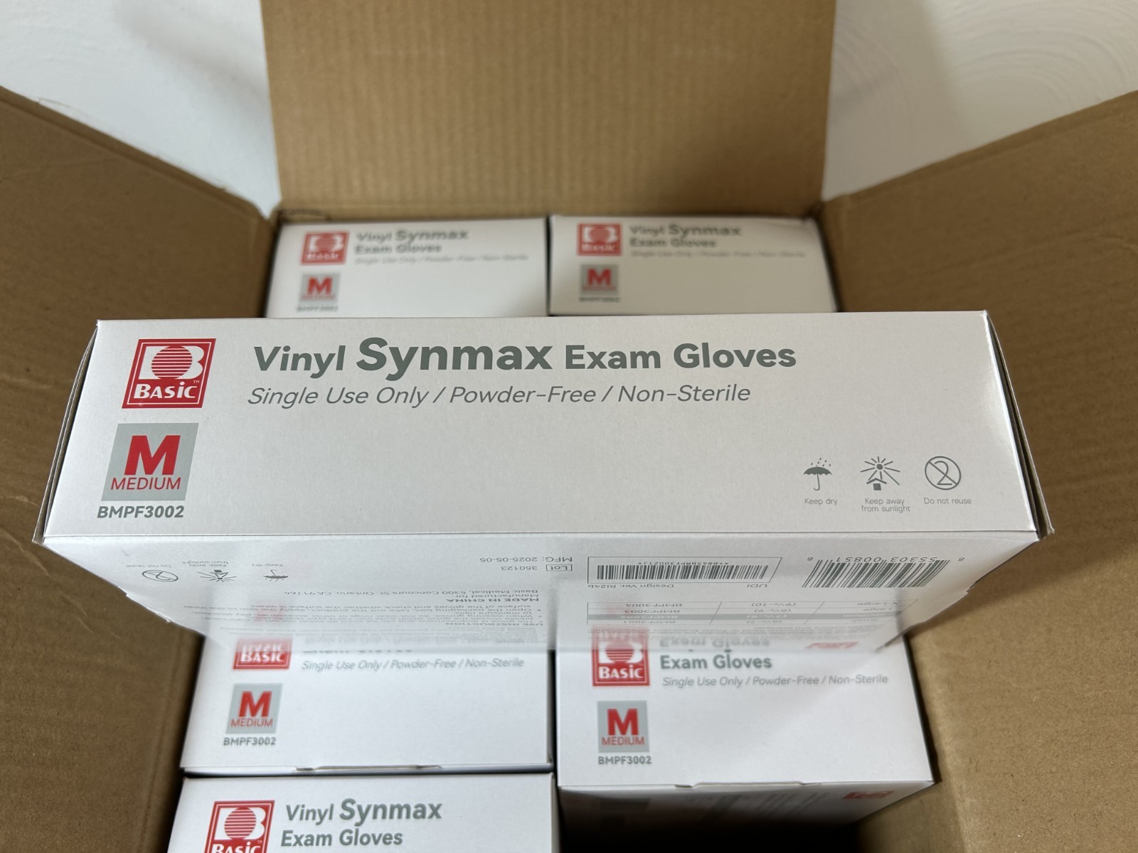 Basic Vinyl Synmax Exam Gloves Medium 1000 Count Latex Free Powder-Free BMPF3002