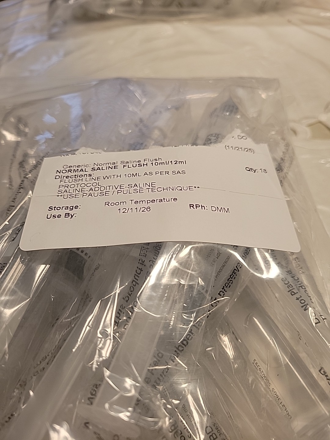Sterile 0.9% Saline Applicator 10 mL – Individually Wrapped – 18 Pack – Exp 2026