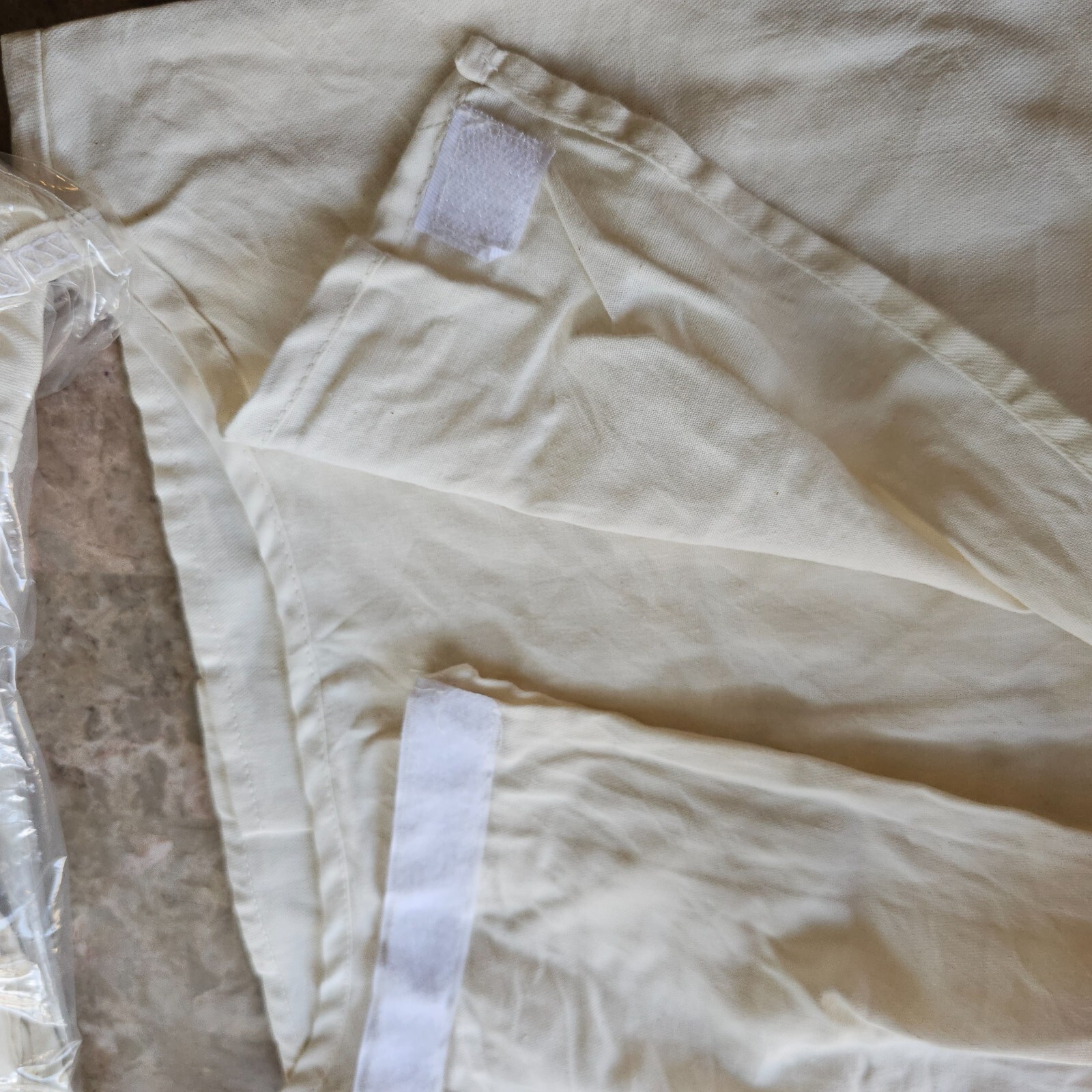 Lot of 6) Reusable Patient/Procedure Gowns Cotton Blend L One size fits all