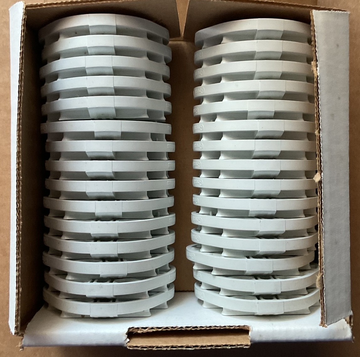 dental lab supplies, disposable mounting plates for articulator 22 boxes availab