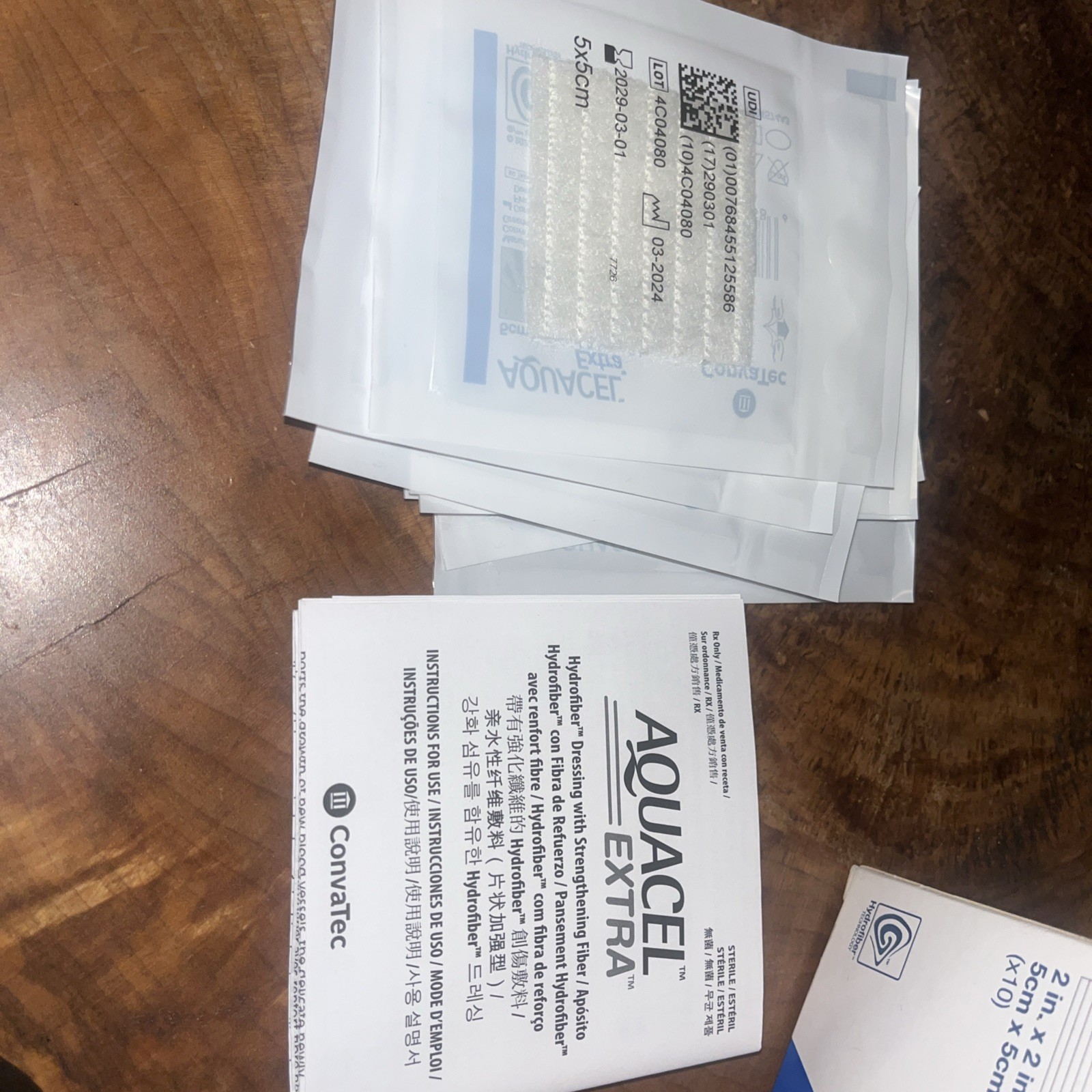 Convatec AQUACEL EXTRA 2″x2″ Open Box Of 9 Dressing Ref 420671 Exp 03/01/2029