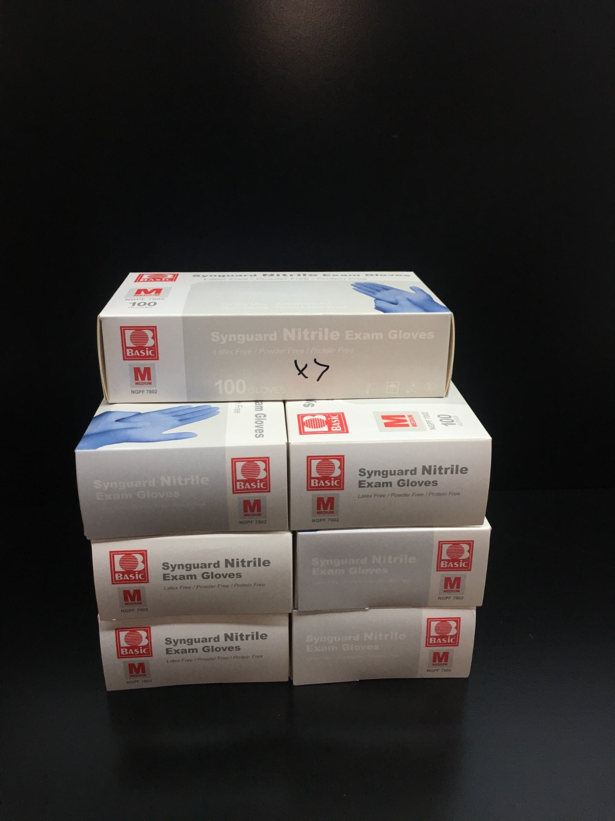 Basic Synguard Cat No NGPF 7002 Nitrile Examination Gloves Size M Lot 7 PKS