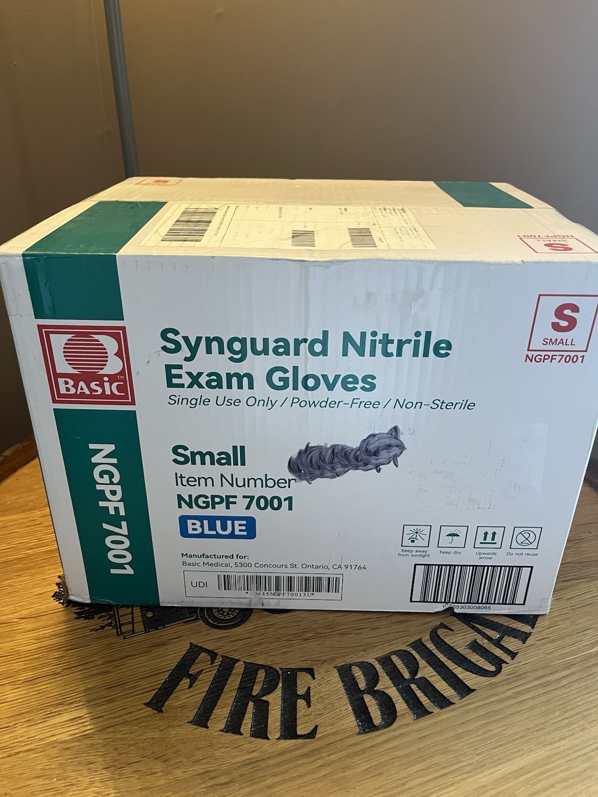 Synguard Nitrile Exam Gloves NGPF-7001 Case of 10 Boxes 1000-Piece Size Small