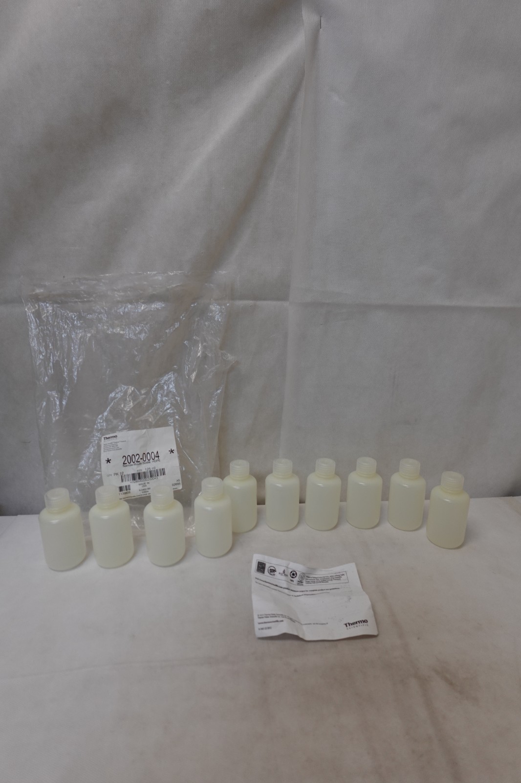 Thermo Fisher Scientific Nalgene Narrow-Mouth HDPE Lab Quality Bottles w/Closure