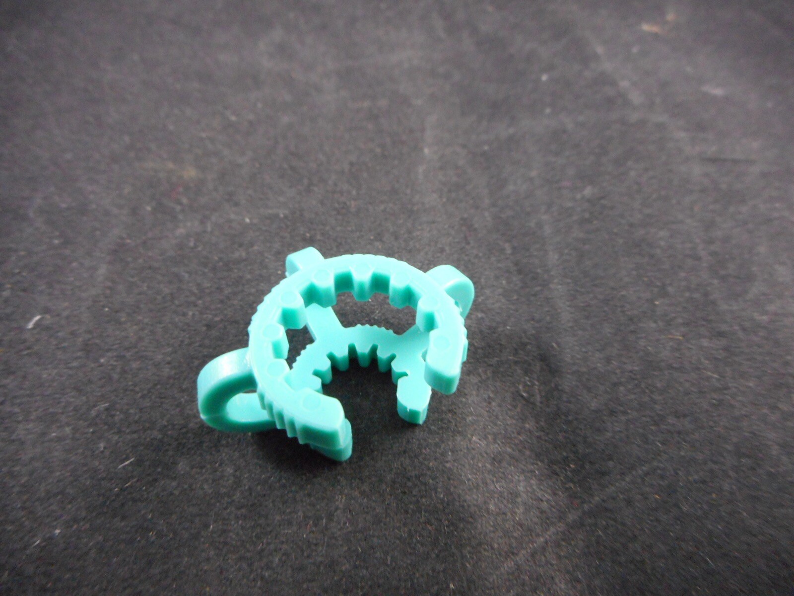 SCHOTT DURAN Plastic Nominal Size 10 Turquoise KECK Clip for Conical Joints POM