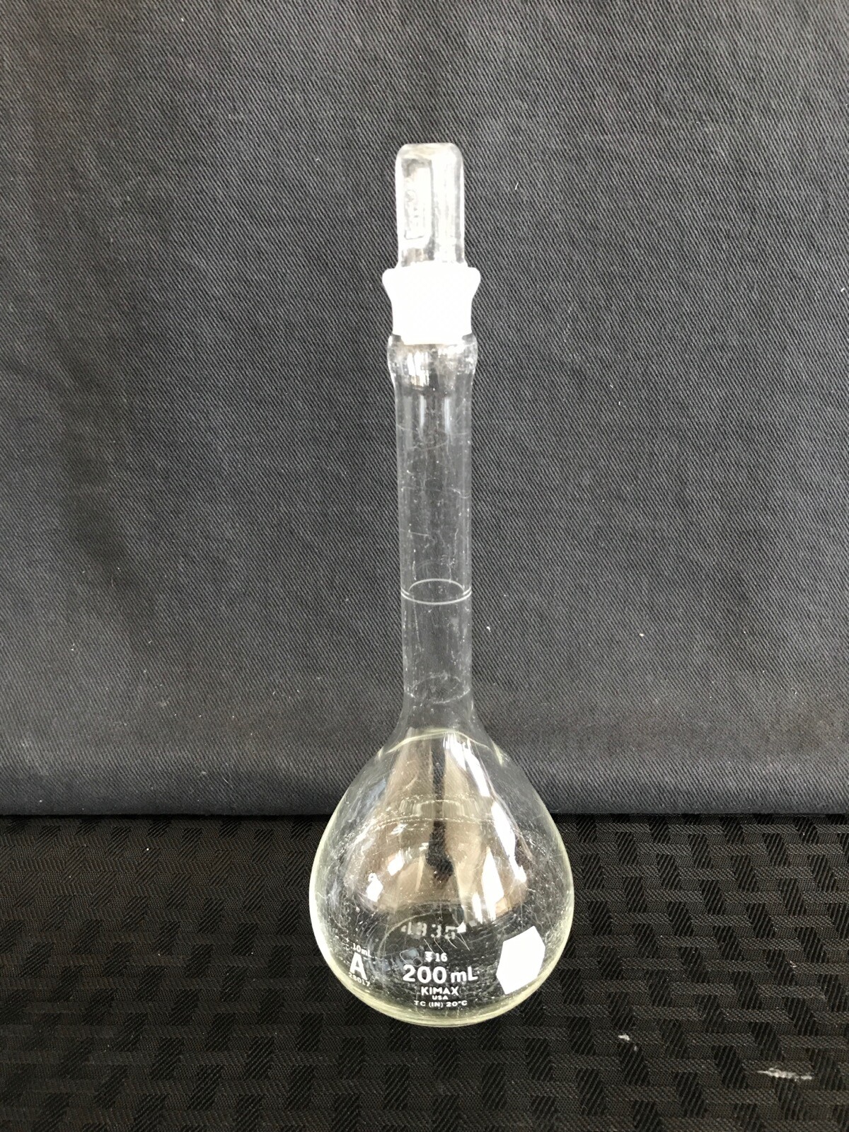 KIMAX Glass TC Class A 200mL Serialized Volumetric Flask w/#16 Stpr 28017-200 B