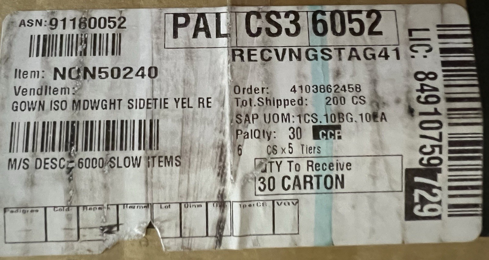 MEDLINE Yellow Regular/Large Isolation Gown NON50240. Read Description.