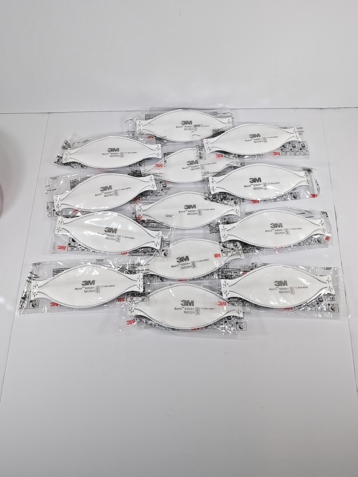 3M N95 Aura 9205+ NIOSH Approved N95 Particulate Respirator Face Masks Lot of 13