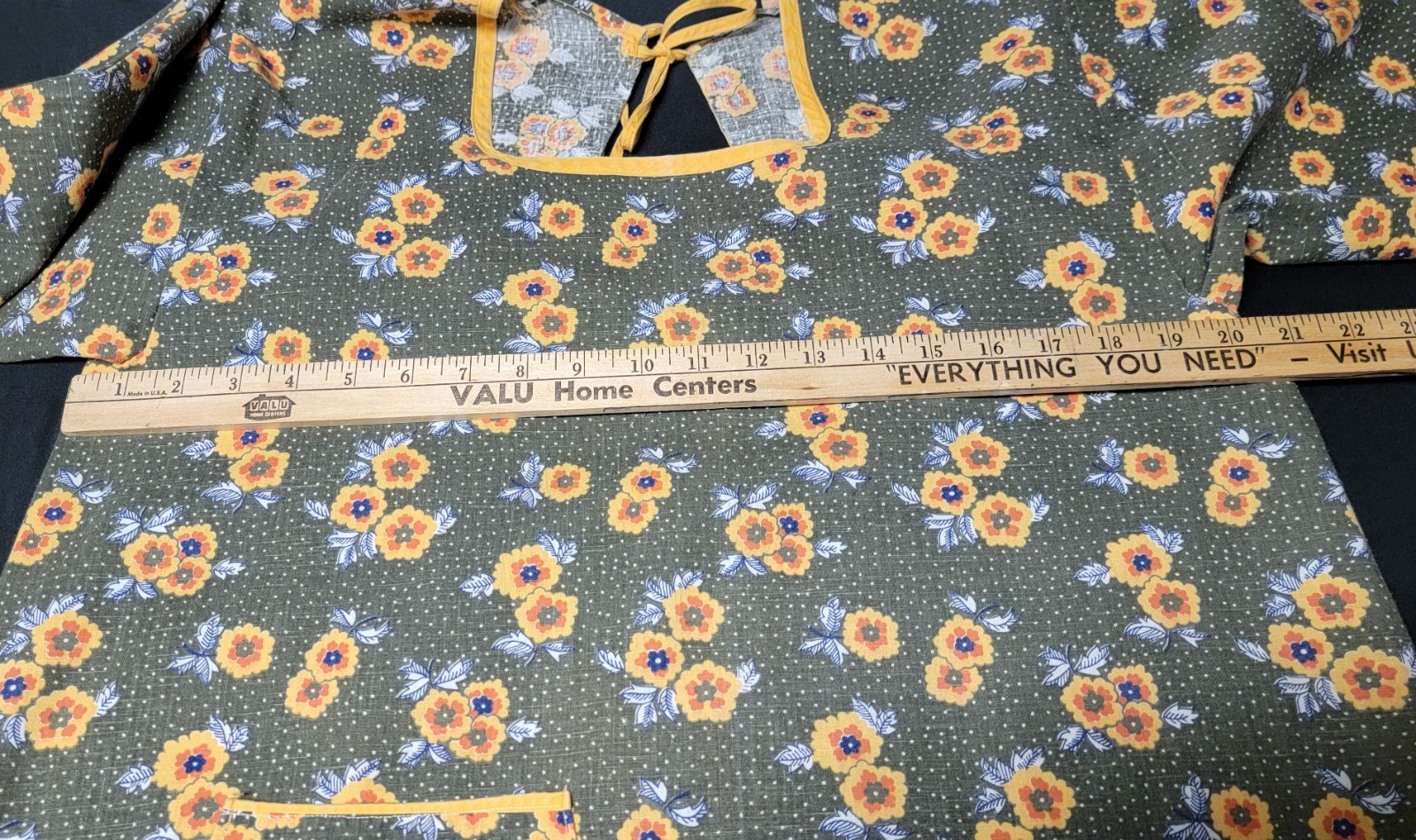 Classic Homemade Full Apron Women Green Yellow Floral 3/4 Sleeve Back Tie