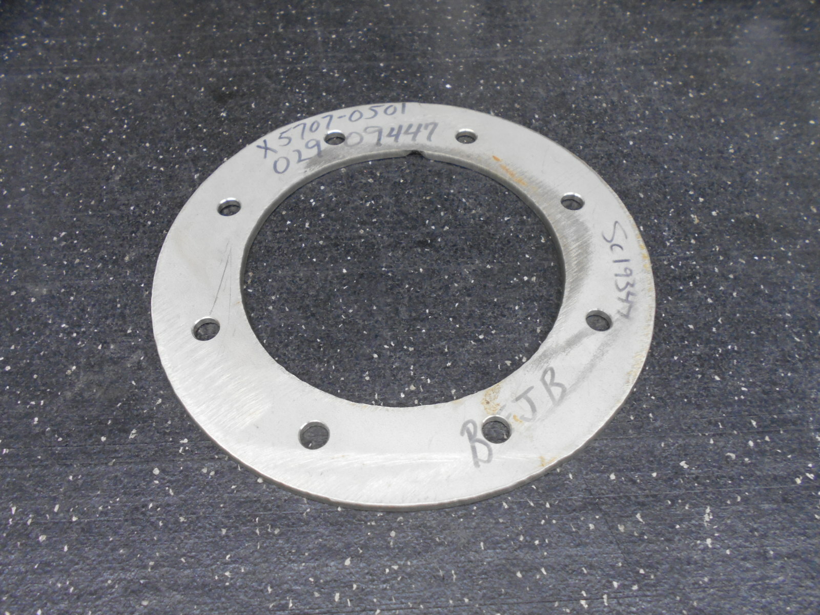 9″ OD x 5 13/16″ ID 8 BOLT FLANGE