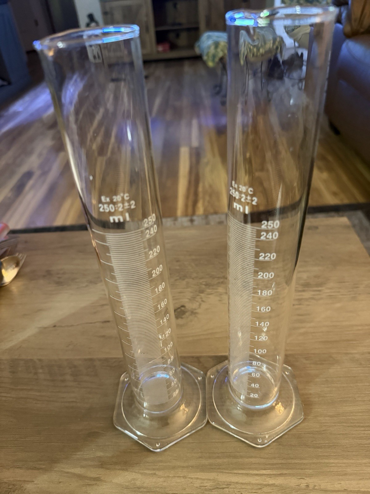 Unbranded 250ml Graduated Cylinders. Set Of 2. New No Box!