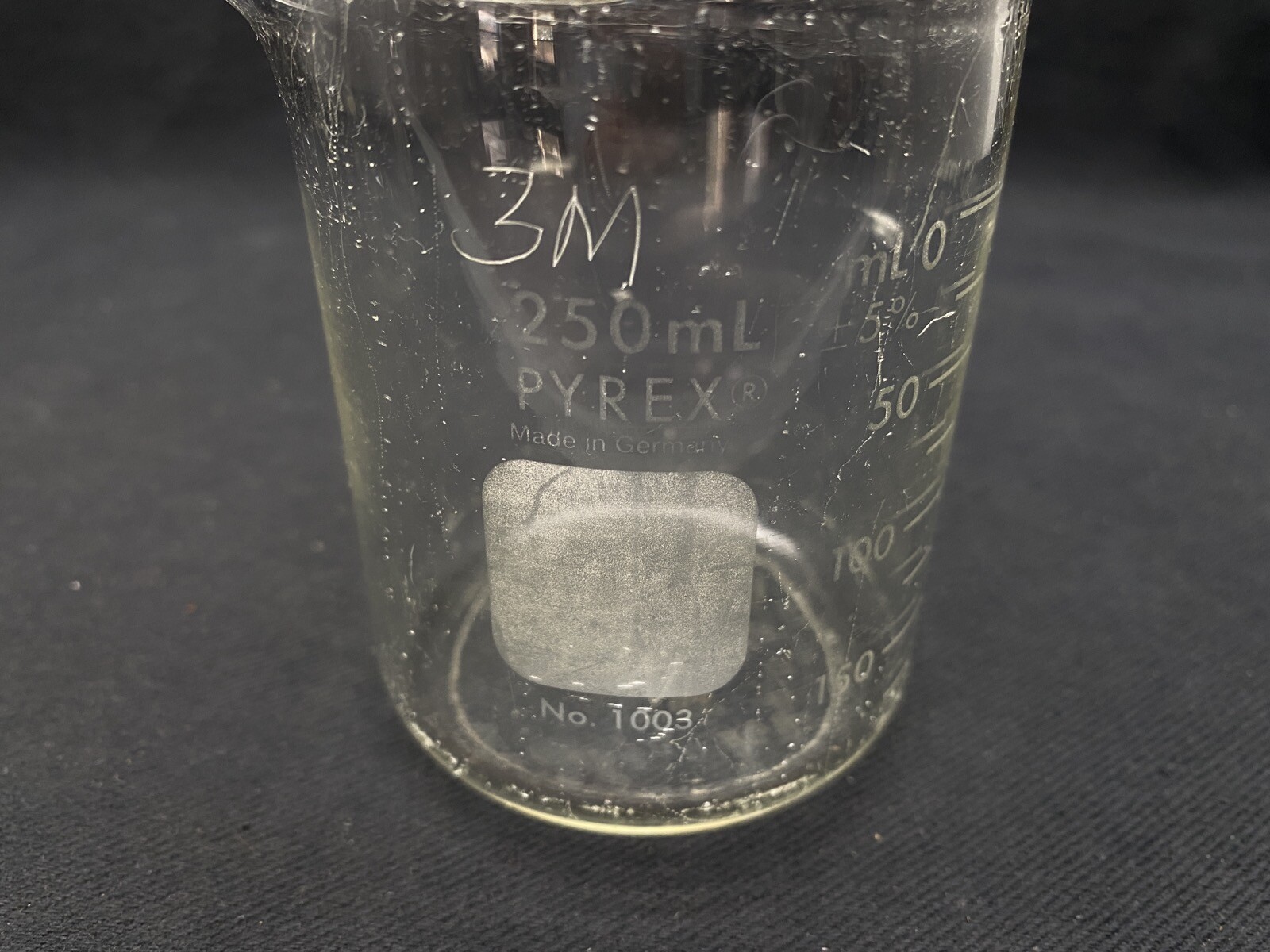 Lot of (2) Corning Pyrex Glass 250mL Heavy Duty Graduated Beaker 1003-250
