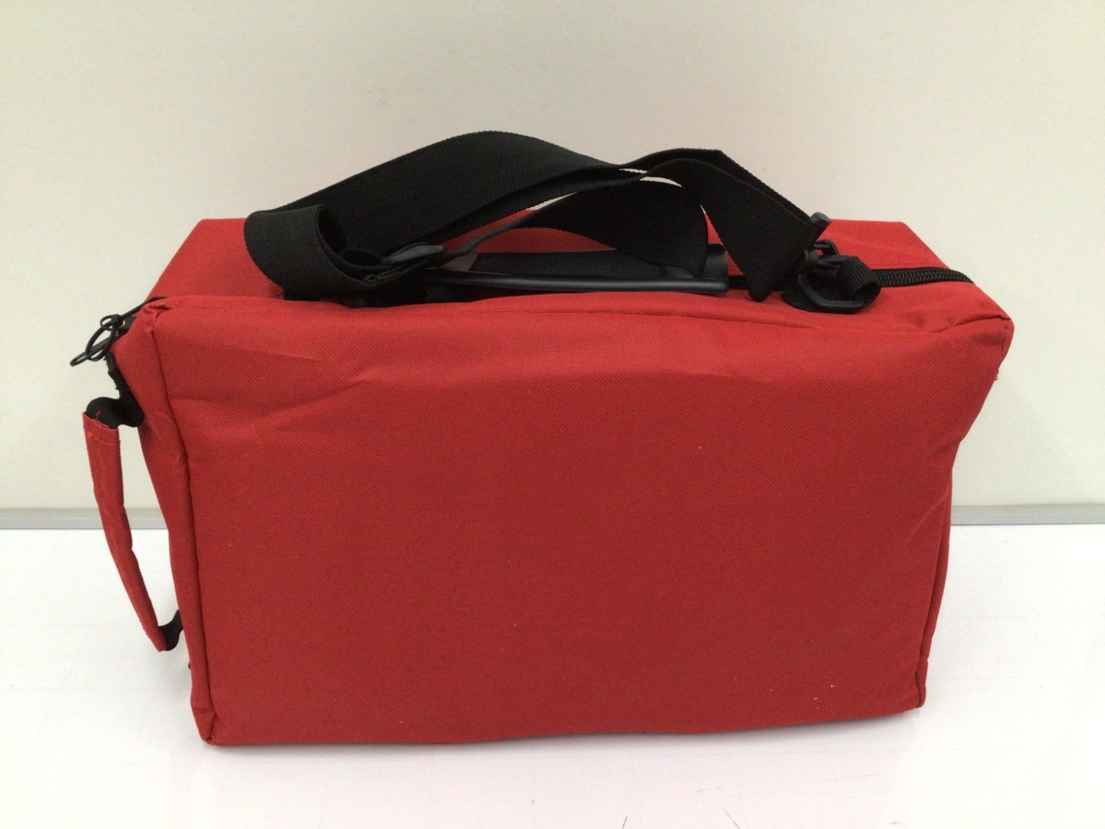 FIRST AID ONLY 91170 Emergency Response Module First Aid Kit 793PF0 exp: 2027
