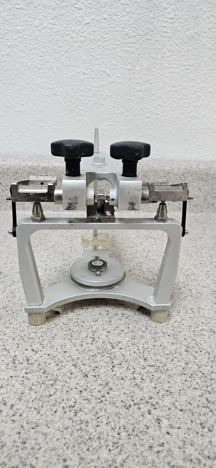 Whip Mix Dental Articulator – Model 2240 (comes with 4 sets of mounting plates)