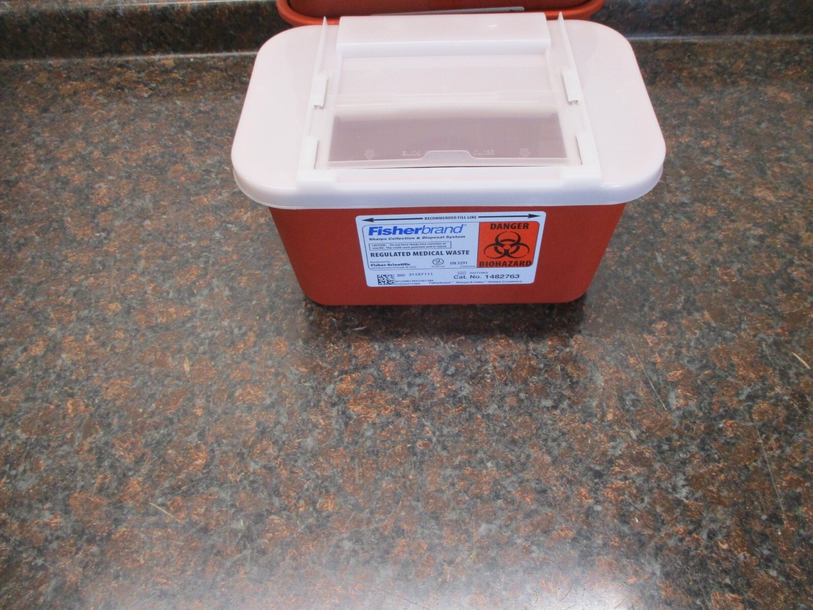 LOT OF 5 NEW FISHERBRAND 1482763 Sharps-A-Gator Sharps Containers