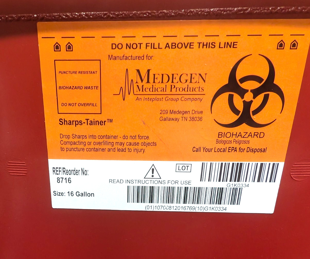 Medegen Medical 8716 Stackable Sharps-Tainers Container w/Lid 16Gal Red Lot of 6