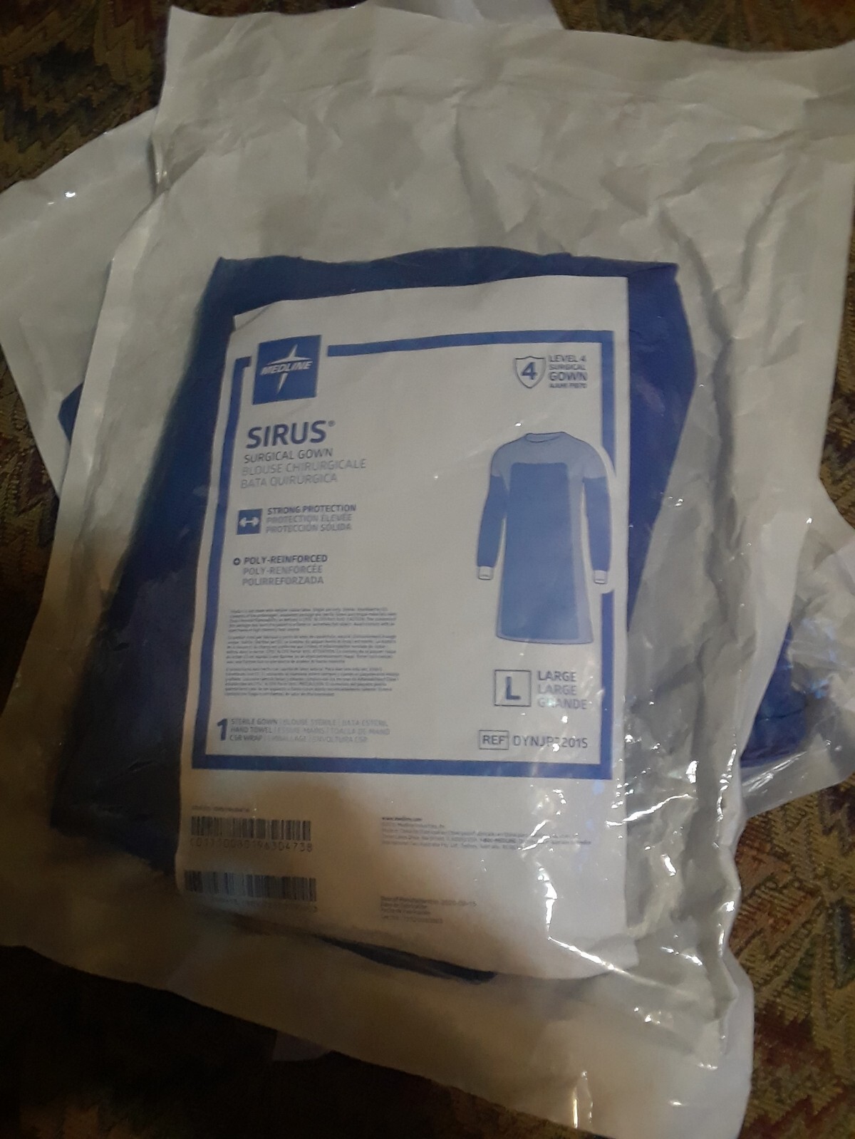 MEDLINE SIRUS WITH SOME LEVEL 4 GOWN SIZE LARGE LOT OF 20 NEW