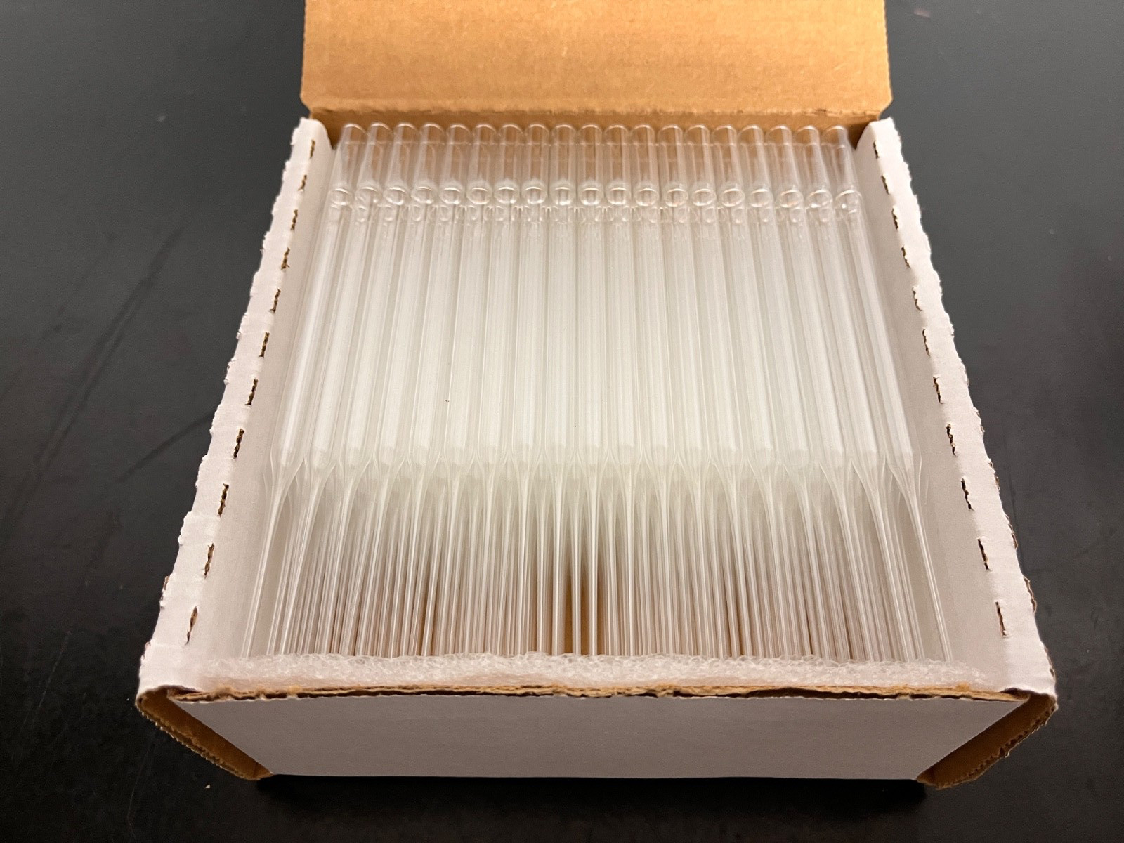 Corning Glass Pasteur Pipet, 5.75″, non sterile 7095B-5X (box of 200) NEW NOS