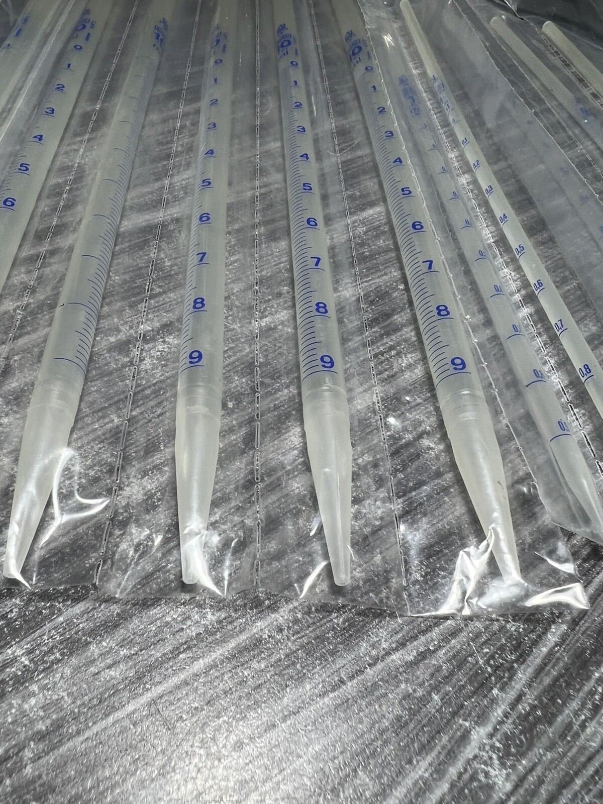 Plasti Brand Pipette Tips PP, Five 10ML 0.1 & Five 1ML 0.02 non sterile GERMANY