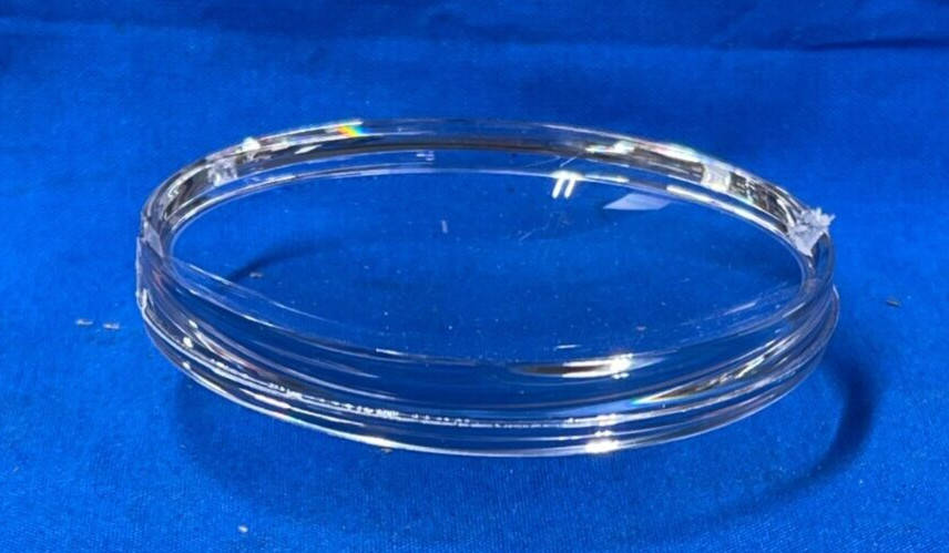 ESSILOR POLY LIBERTY 4/100 R SINGLE LENS 42057