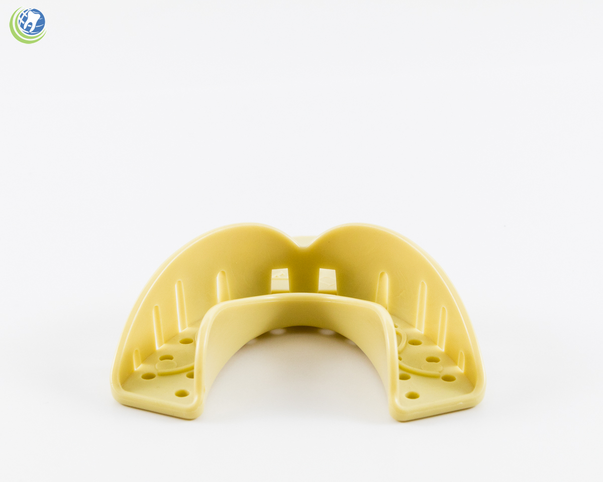 DENTAL PLASTIC AUTOCLAVABLE IMPRESSION TRAYS LOWER SMALL LS #6 12/BAG