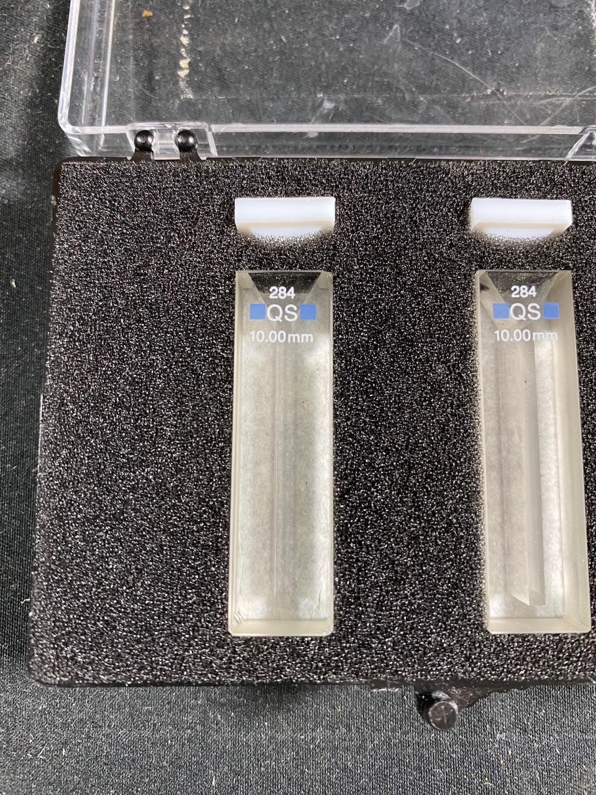 HELLMA Quartz Absorption Cuvettes Standard QS Cells Macro 10.00mm Lid 284(2/cs)