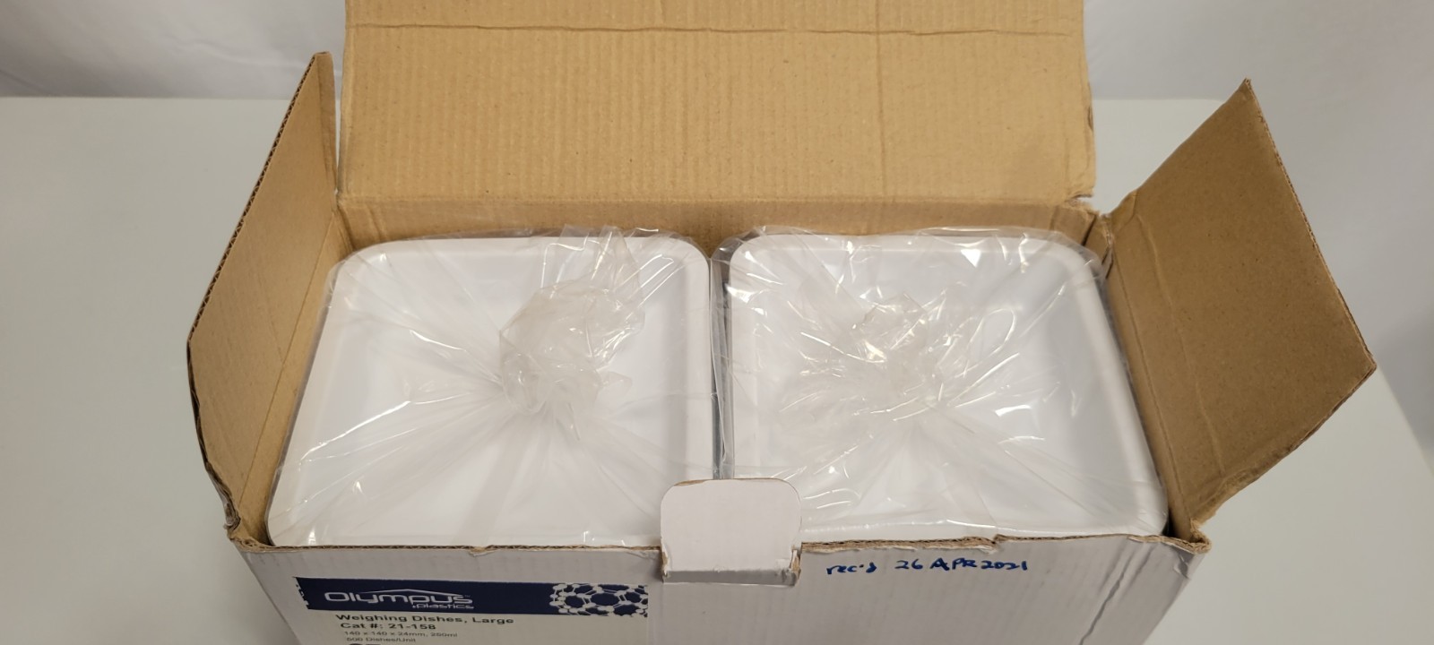 Olympus Large 250mL Square PS Weighing Dishes 140x140x24mm 21-158