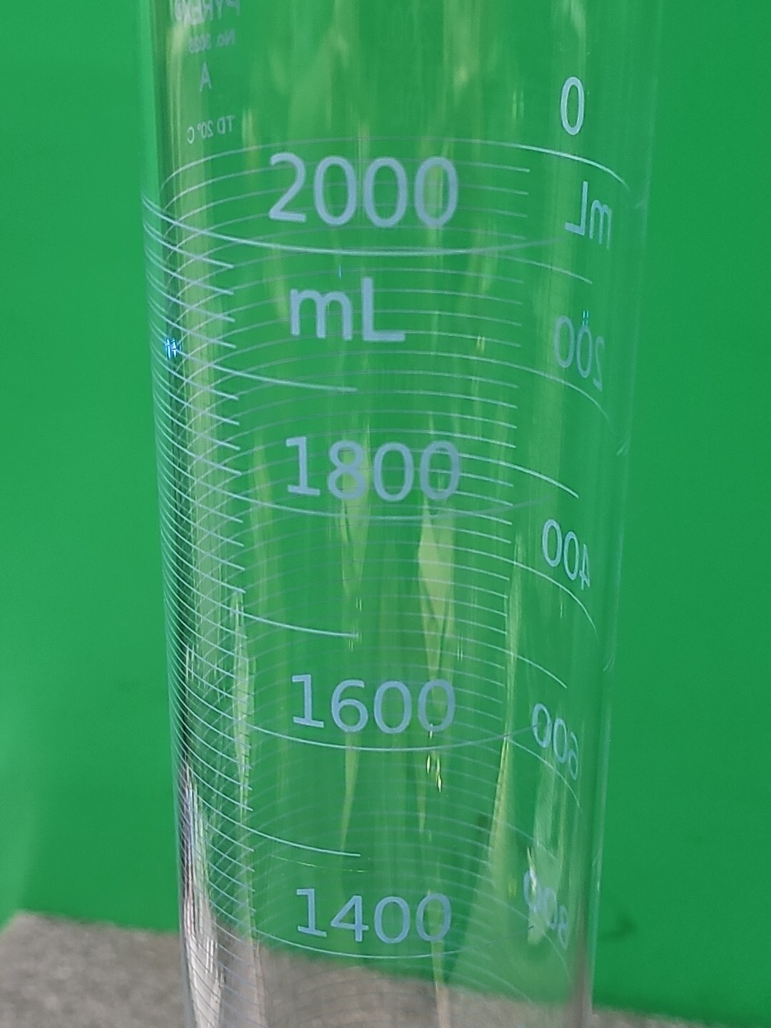 PYREX Glass 2000mL Blue Double Metric Graduated Cylinder A 3026-2L