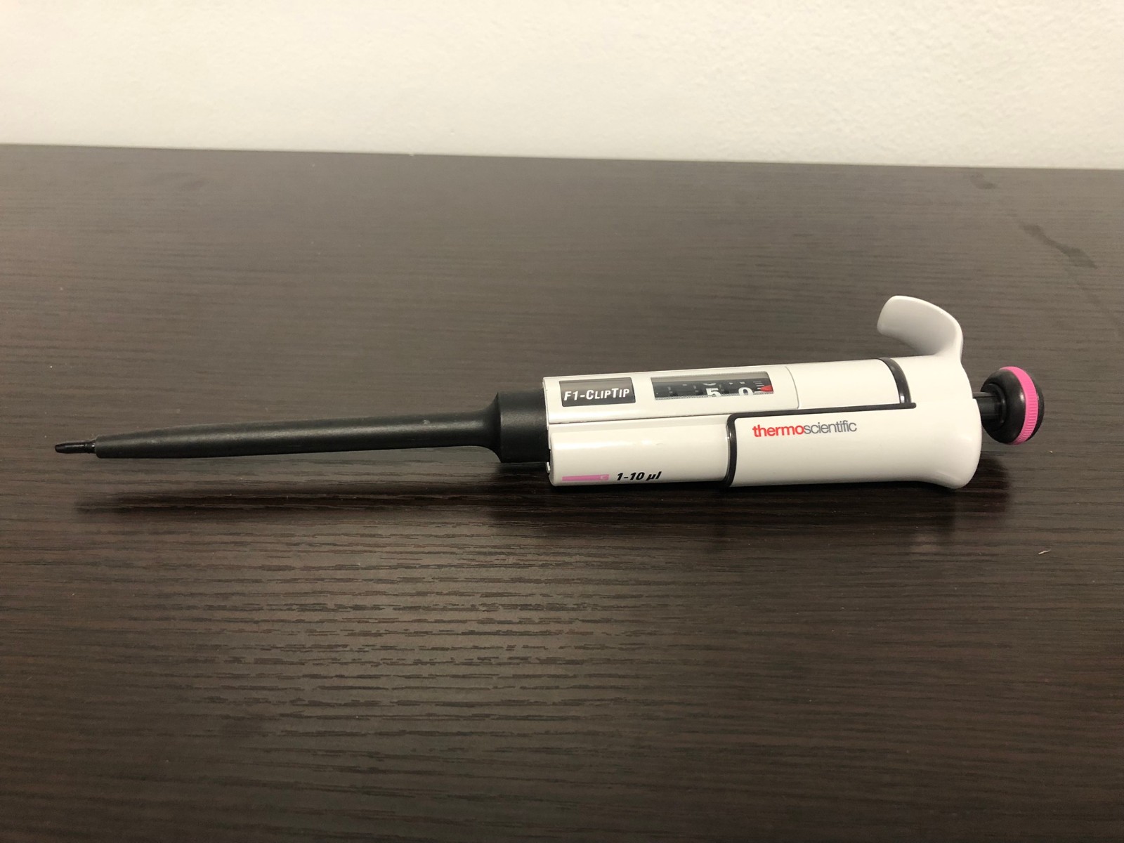 Thermo Scientific F1-ClipTip Variable Volume Single Channel Pipette 1-10μL