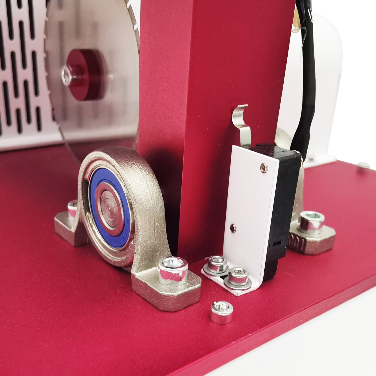 Lab Electric Gypsum Cutting Machine with Dust Removal Function Down-cutting 110V